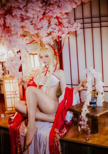 日韩精品在线专区-片花国语版中文版