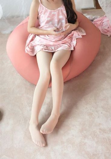 亚洲免费成人在线-中英字幕国语配音超清