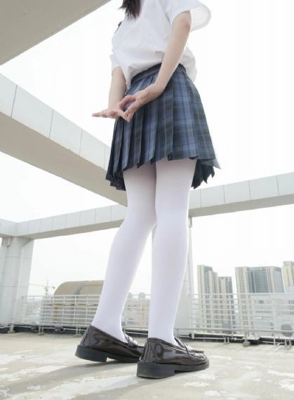 久久美女性网-自制在线视频播放