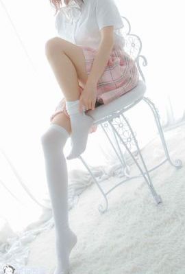 国产亚洲AV无码一区二区-最新国产琪琪电影网