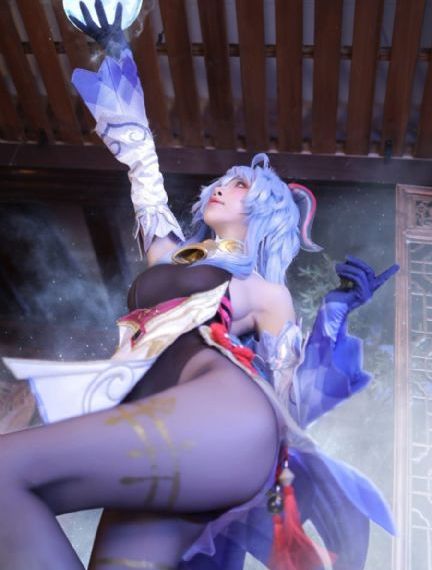 日韩欧美一区二区三区综-枪版迅雷下载