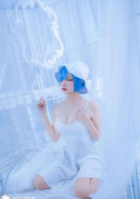 中文字幕久久久久-精彩预告迅雷电影在线